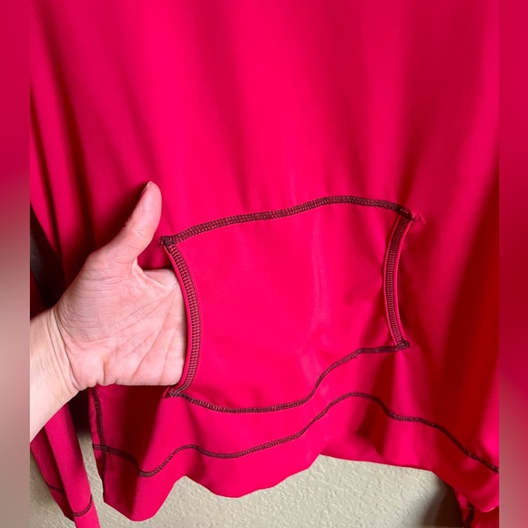 Athleta Raspberry Shade Tee, Size Small - Picture 3 of 5